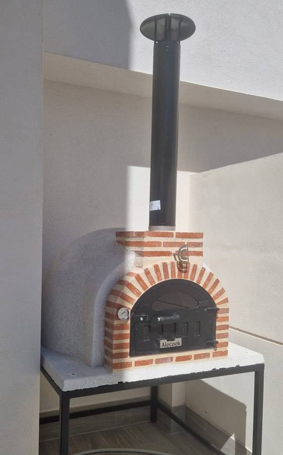 horno-de-lena-pereruela-acabado-exterior-corcho-proyectado-2.jpg